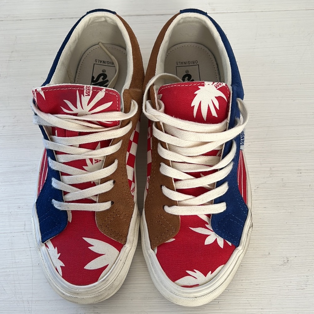 VANS men’s sneakers